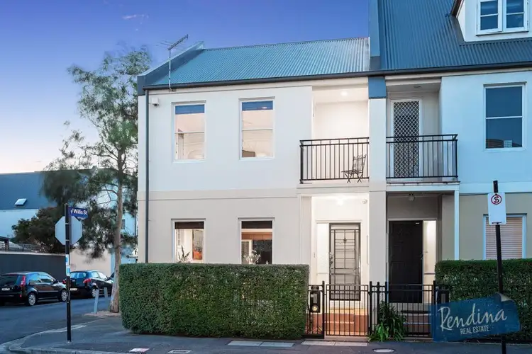 51 The Crescent, Kensington VIC 3031