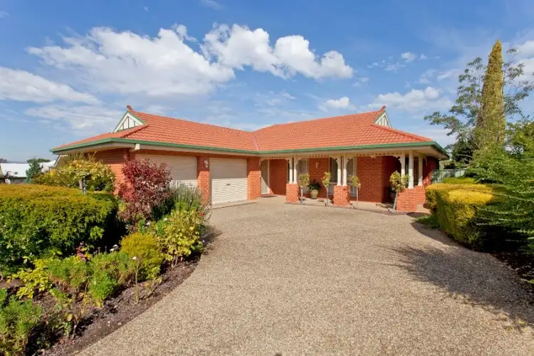 Main view of Homely house listing, 6 Howard Place, Glenroy NSW 2640