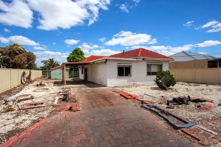 Fifth view of Homely house listing, 3 Winifred Street, St Albans VIC 3021