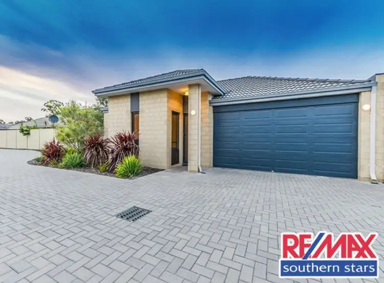 1/14 Godwit Street, Queens Park WA 6107