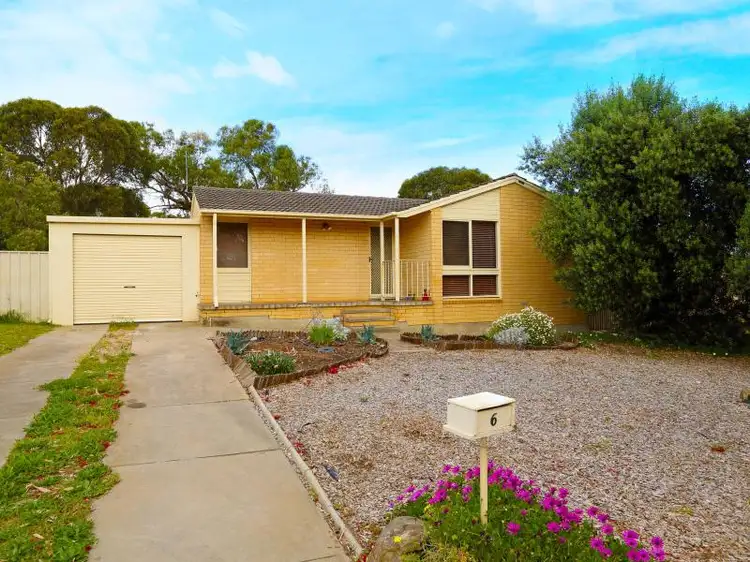 6 Eugene Crescent, Christie Downs SA 5164
