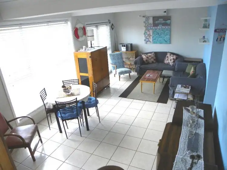 25 Government Rd, Sussex Inlet NSW 2540