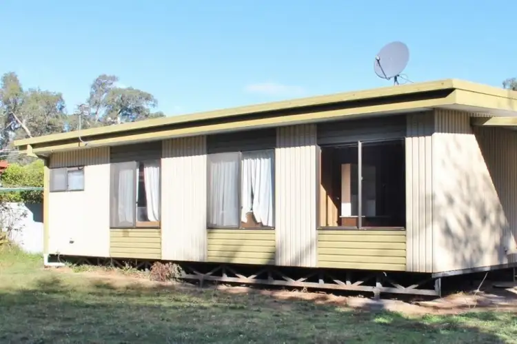 Fifth view of Homely house listing, 4 Prest Court, Mansfield VIC 3722