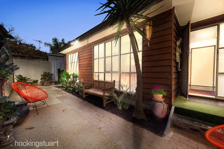 Main view of Homely unit listing, 2/19 Rae Avenue, Edithvale VIC 3196