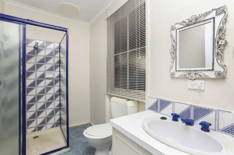 Seventh view of Homely house listing, 6 Berwick Place, Melton West VIC 3337