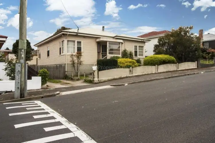 9 Walkers Avenue, Newnham TAS 7248