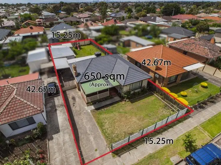 42 Ivanhoe Avenue, St Albans VIC 3021