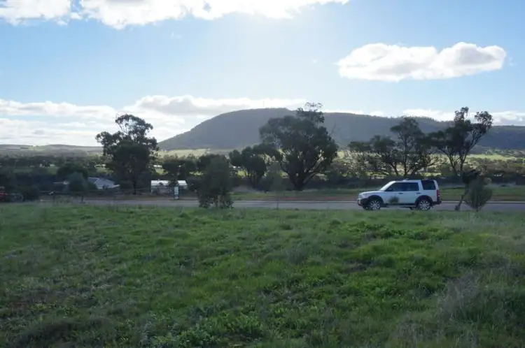 20 Lewis Road, York WA 6302