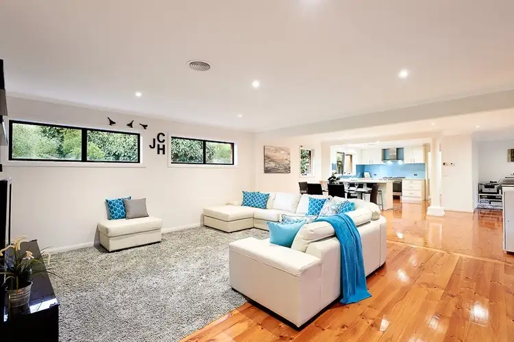 41 Fernlea Crescent, Doncaster East VIC 3109