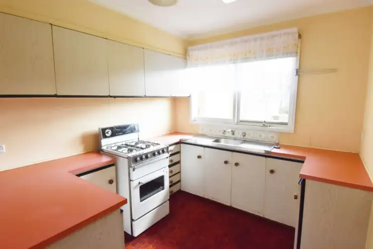 Fourth view of Homely unit listing, 5/302 Forest Street, Wendouree VIC 3355