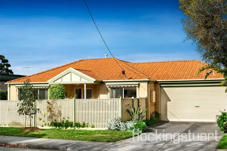 11a Cross Road, Chelsea VIC 3196