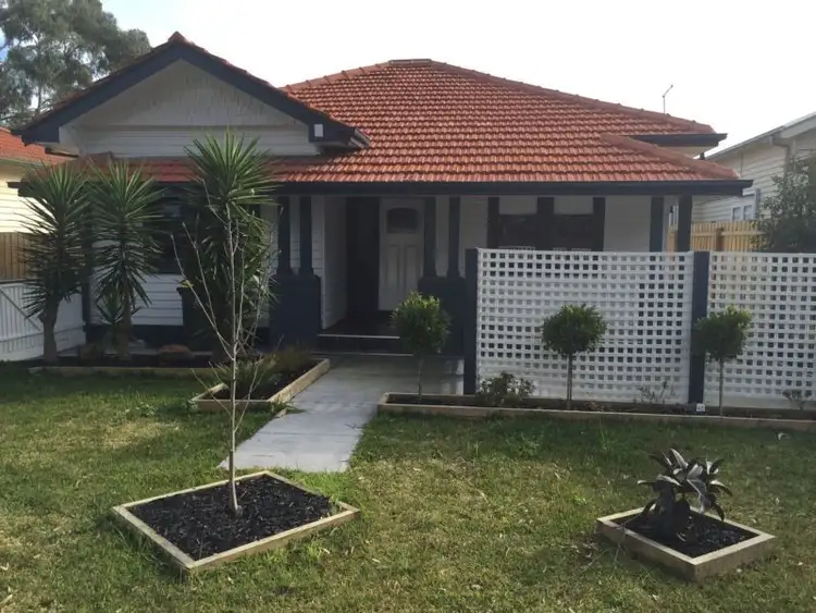 1/3 Oxford Street, Newport VIC 3015