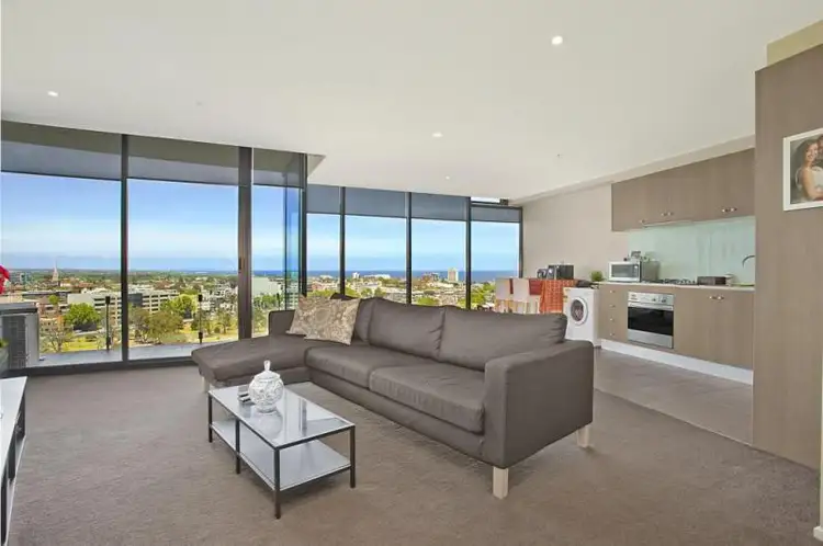 1706/83 Queens Road, Melbourne VIC 3004