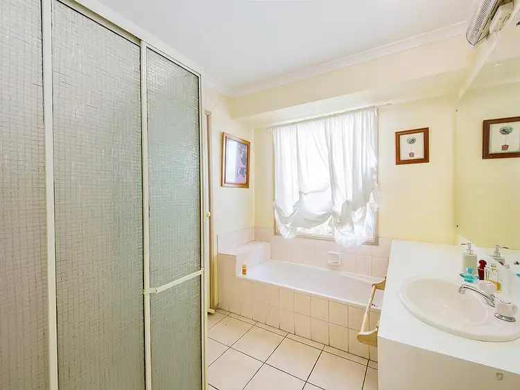Seventh view of Homely house listing, 14 Kingsley Place, Delahey VIC 3037