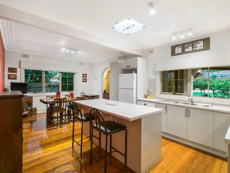 49 Yarra Avenue, Reservoir VIC 3073