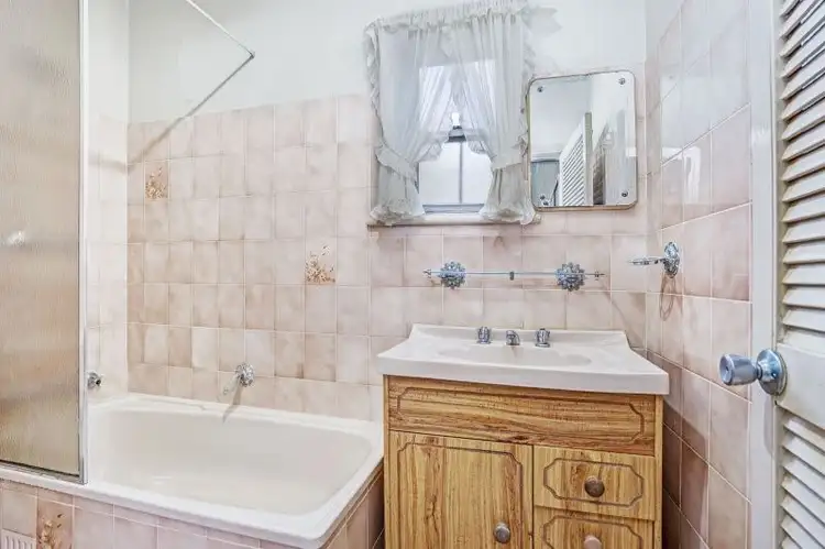 Fifth view of Homely house listing, 27 Chaucer Street, Hamilton NSW 2303
