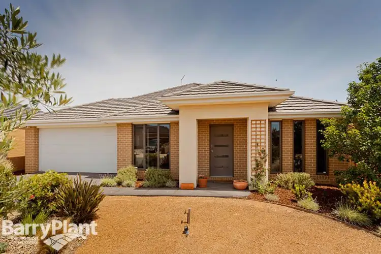 8 Tarango Drive, Point Cook VIC 3030