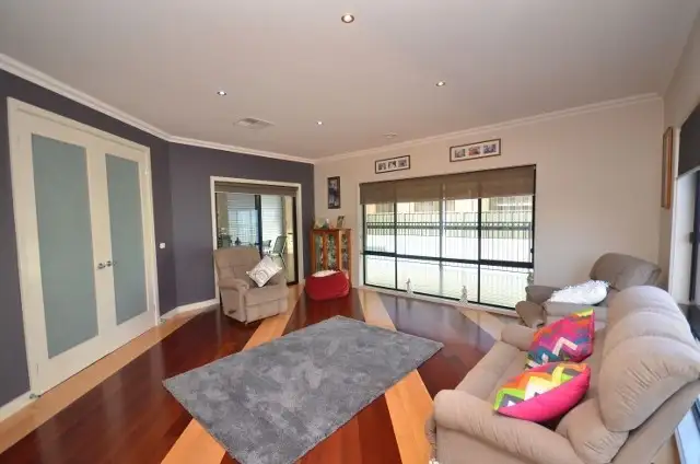 Sixth view of Homely house listing, 3 Woodlands Circuit, Echuca VIC 3564