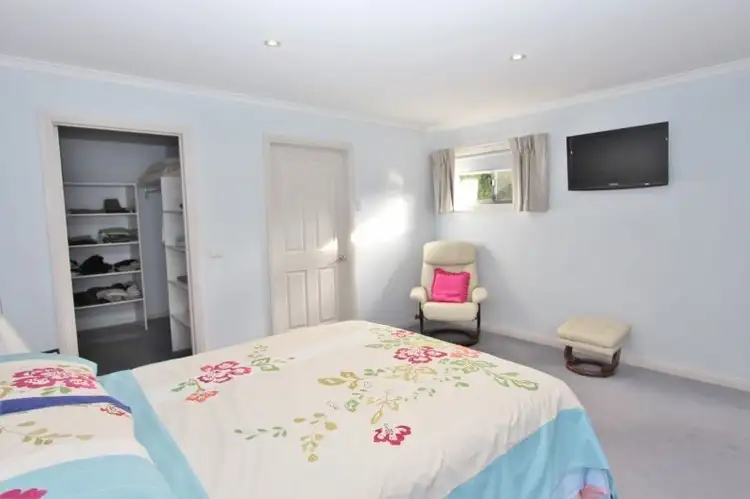 Sixth view of Homely house listing, 4 Broadbent Court, Mansfield VIC 3722