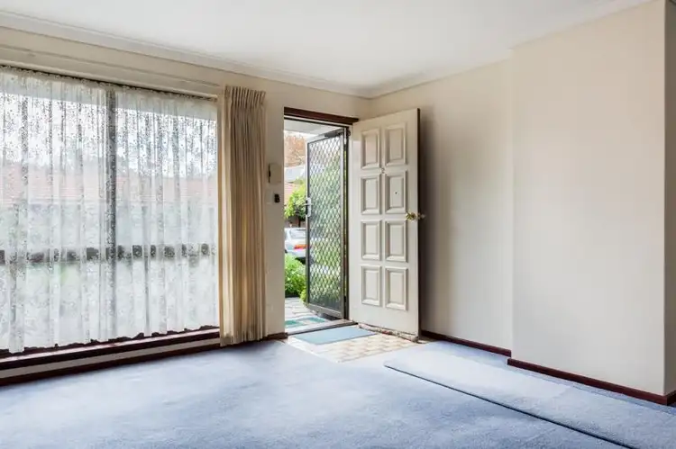 Sixth view of Homely villa listing, 2/120 Matheson Road, Applecross WA 6153