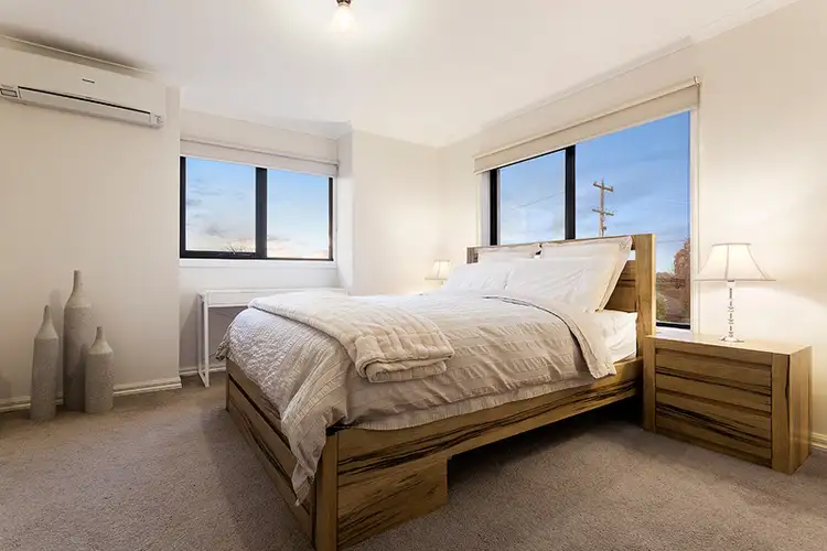 Fifth view of Homely townhouse listing, 1/8-12 Nonda Avenue, Doncaster East VIC 3109