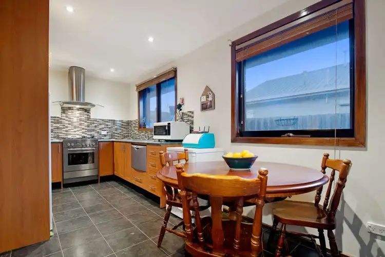 Fourth view of Homely unit listing, 4/121 Broadhurst Avenue, Reservoir VIC 3073