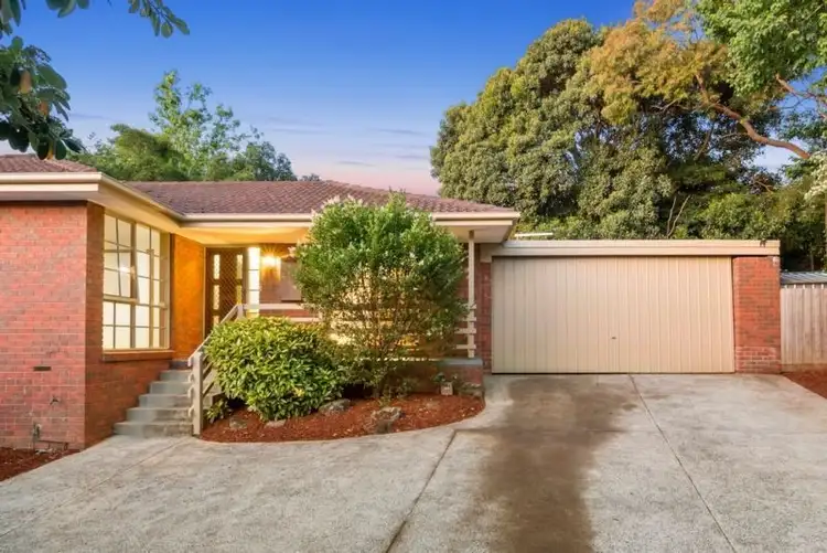 2/4 Unsworth Road, Ringwood North VIC 3134