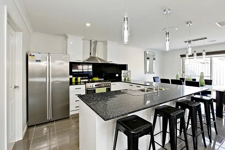 Seventh view of Homely house listing, 19 Doyle Court, Truganina VIC 3029