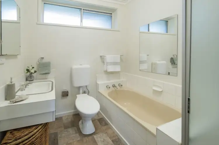 Sixth view of Homely townhouse listing, 1/374 Springvale Road, Forest Hill VIC 3131