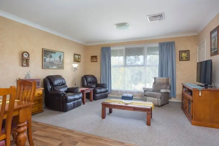 Fourth view of Homely house listing, 3 Baslar Court, Kangaroo Flat VIC 3555