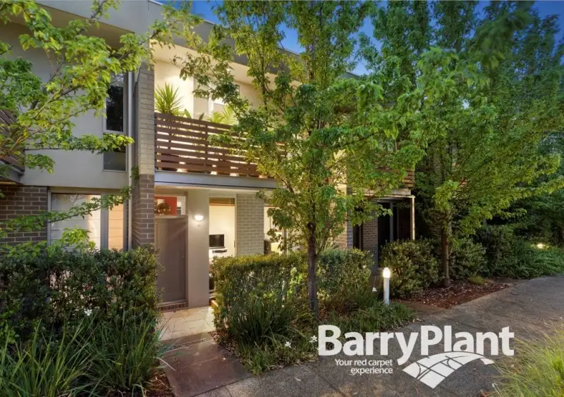 Main view of Homely townhouse listing, 11/40 Springthorpe Boulevard, Macleod VIC 3085