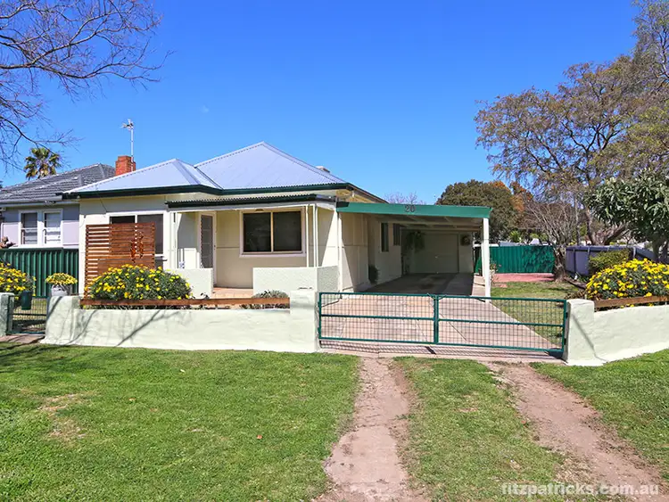 20 Sullivan Avenue, Wagga Wagga NSW 2650