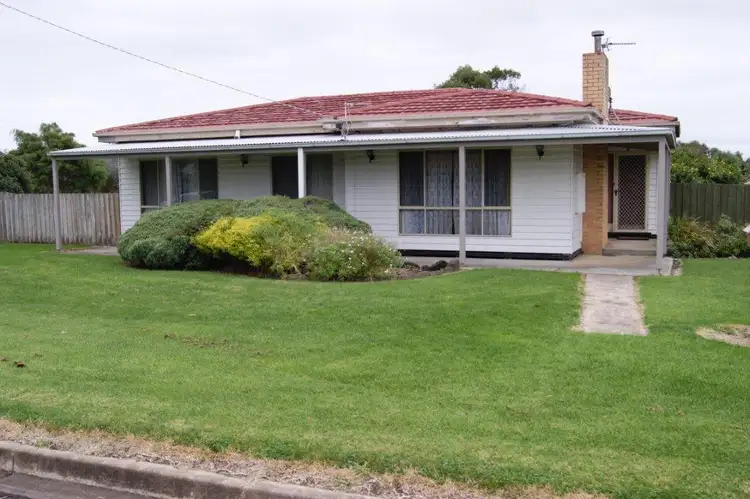 Second view of Homely house listing, 6 Best Street, Heywood VIC 3304