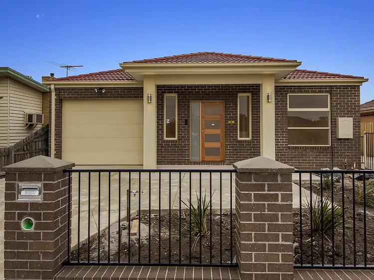 1/36 James Street, St Albans VIC 3021