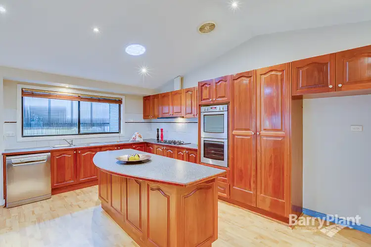 Sixth view of Homely house listing, 3 Oakwood Court, Hillside VIC 3037