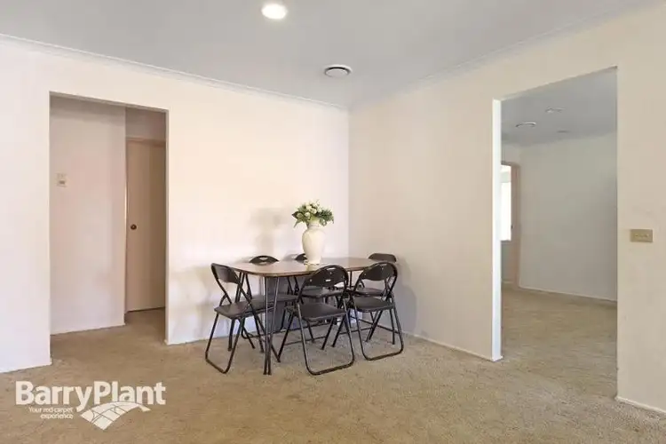 Fifth view of Homely house listing, 5 Hillview Rise, Hampton Park VIC 3976