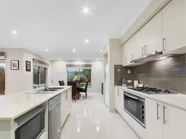 Fourth view of Homely house listing, 3 Marl Close, Sunbury VIC 3429