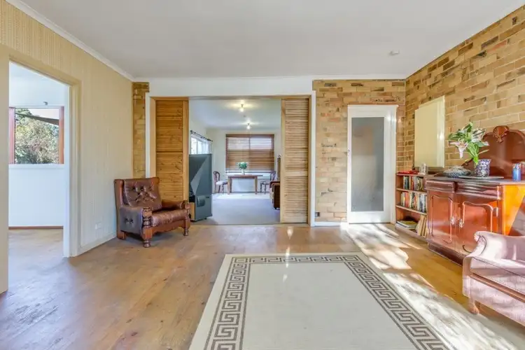 Second view of Homely house listing, 32 Wilga Street, Mount Waverley VIC 3149