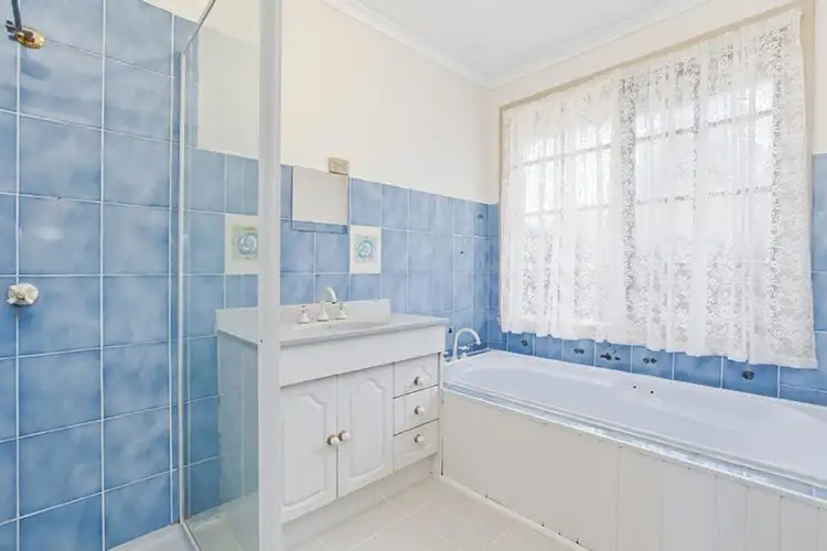 Seventh view of Homely house listing, 8 Adele Court, Hoppers Crossing VIC 3029