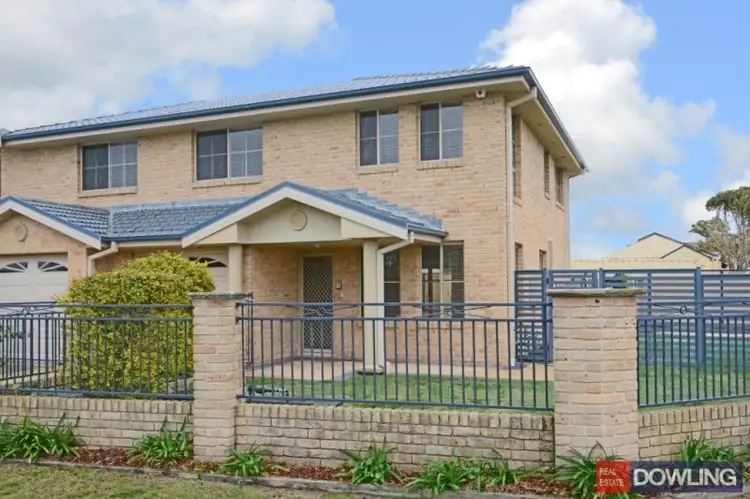 3B Newcastle Street, Stockton NSW 2295