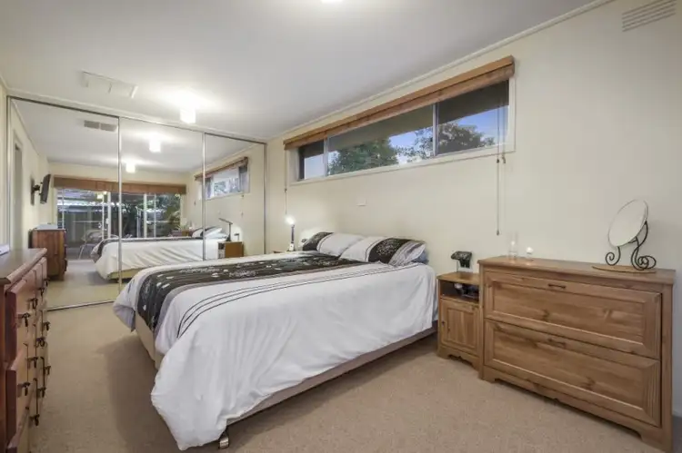 Sixth view of Homely house listing, 11 Carmyle Court, Bundoora VIC 3083