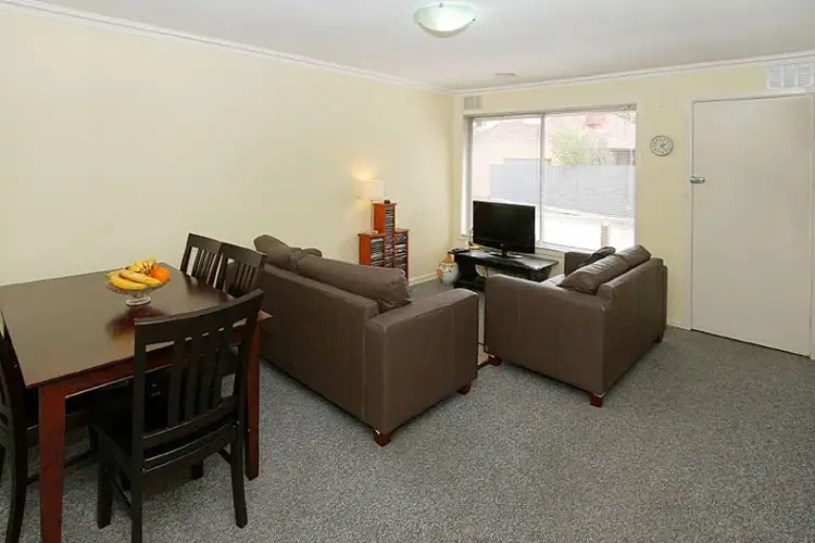 2/102 Crookston Road, Reservoir VIC 3073