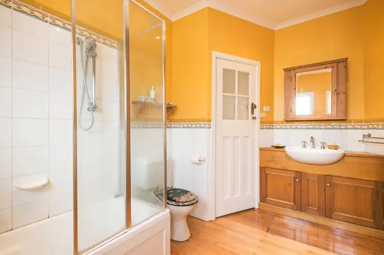 Fifth view of Homely unit listing, 4/126 Nepean Highway, Aspendale VIC 3195