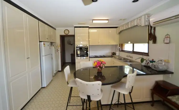 Fifth view of Homely house listing, 19 Dallwitz Court, Wangaratta VIC 3677
