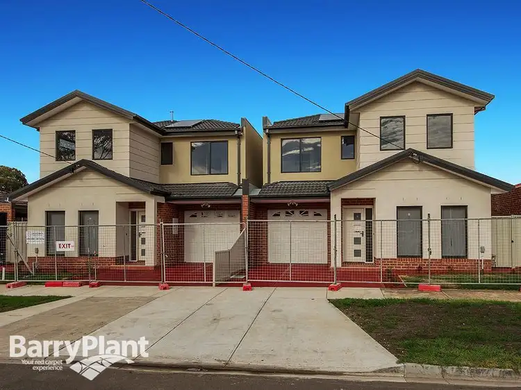 1A & 1B Helen Street, St Albans VIC 3021