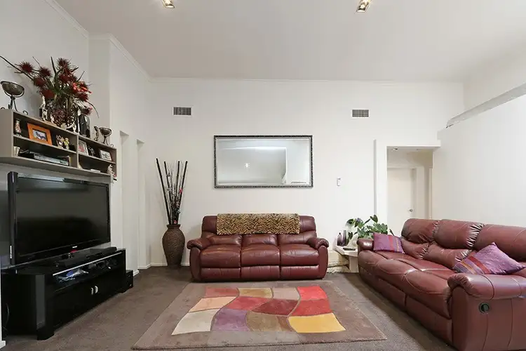 Fifth view of Homely house listing, 6 McFarlane Court, Lysterfield VIC 3156