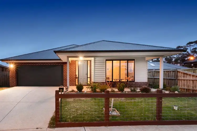 Main view of Homely house listing, 5 Charlton Avenue, Eynesbury VIC 3338