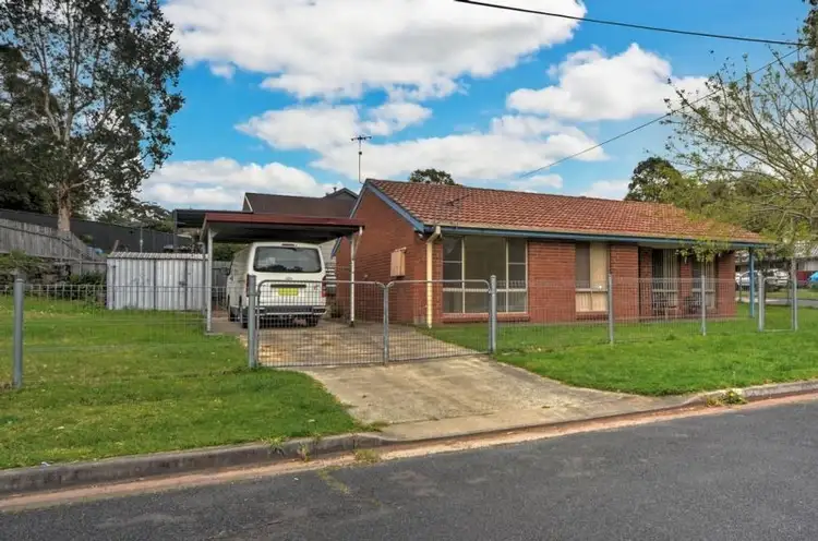 74 Bunberra Street, Bomaderry NSW 2541