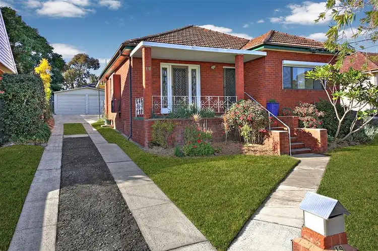 19 Harvey Avenue, Padstow NSW 2211