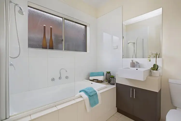 Seventh view of Homely townhouse listing, 6/8 Bond Avenue, St Albans VIC 3021